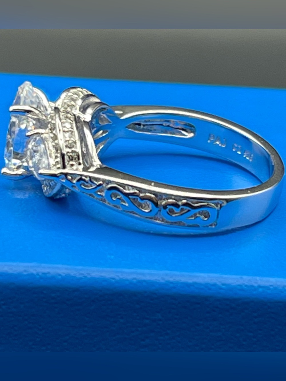 NWT .PAJ 925 SS  stunning radiance by absolute. Simulated, diamond ring sz 8 - Picture 3 of 8